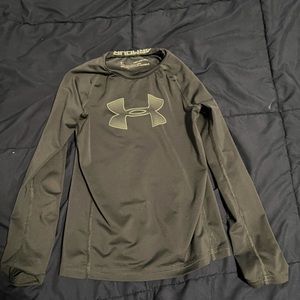 Under armor long sleeve shirt